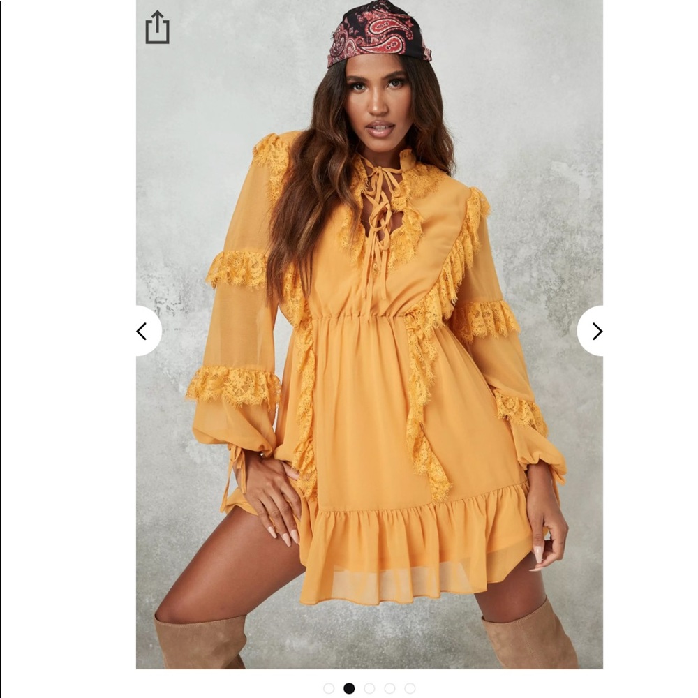 🆕 MISSGUIDED yellow lace detail smock dress
